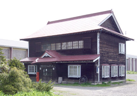 比布町郷土資料館の外観の写真